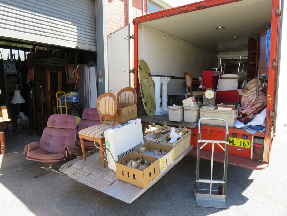 CASH4GOODS Buyers of SecondHand Furniture Perth