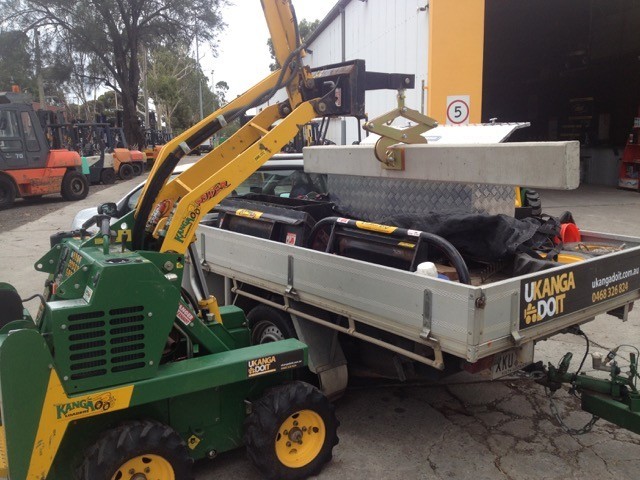 U Kanga Do It-Adelaide Dingo Digger Hire